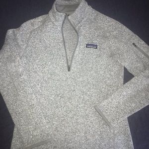 Women’s Patagonia fleece zip up